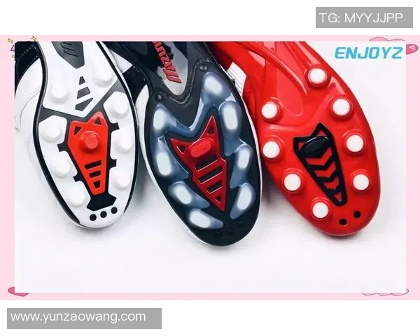 球星偏爱哪些品牌足球鞋揭秘 看他们如何选择助力赛场表现 球星偏爱哪些品牌足球鞋揭秘 看他们如何选择助力赛场表现