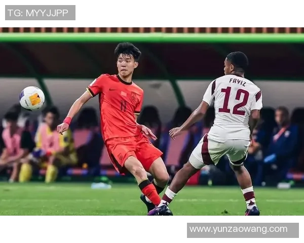 《绿茵传奇:一名足球天才的崛起与挑战》 《绿茵传奇:一名足球天才的崛起与挑战》