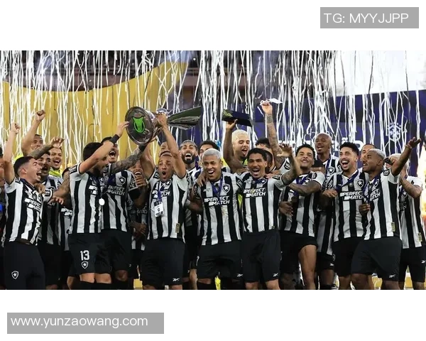 某著名足球球星成功收购足球队并担任俱乐部重要职务引发广泛关注 某著名足球球星成功收购足球队并担任俱乐部重要职务引发广泛关注