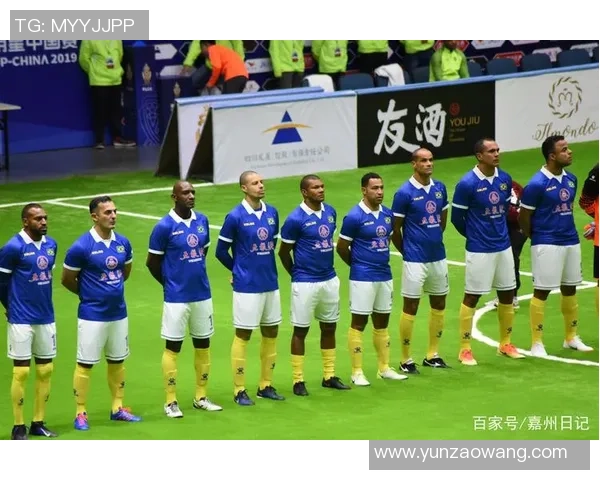 足球史上十大传奇球星排名表震撼发布见证绿茵场巅峰辉煌时刻 足球史上十大传奇球星排名表震撼发布见证绿茵场巅峰辉煌时刻